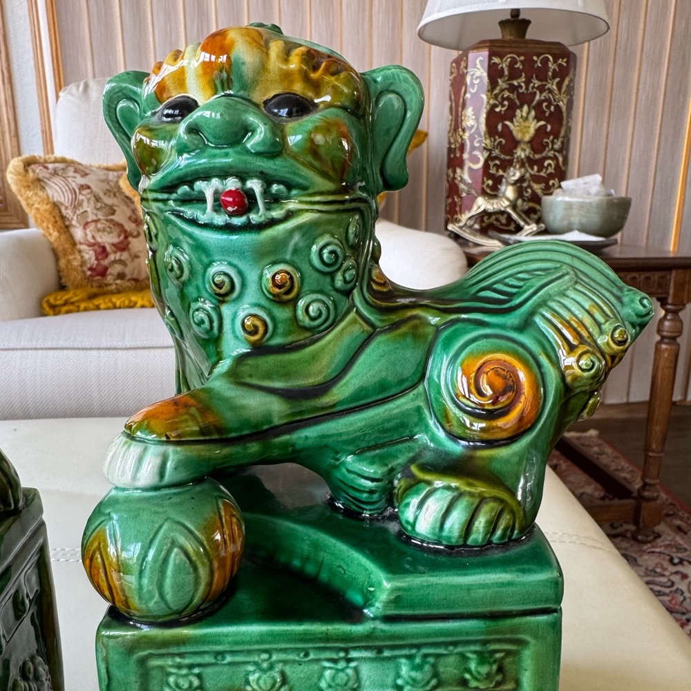 Green Ceramic Foo Dog Pair - Glazed Guardian Statues - Picture 15 of 15